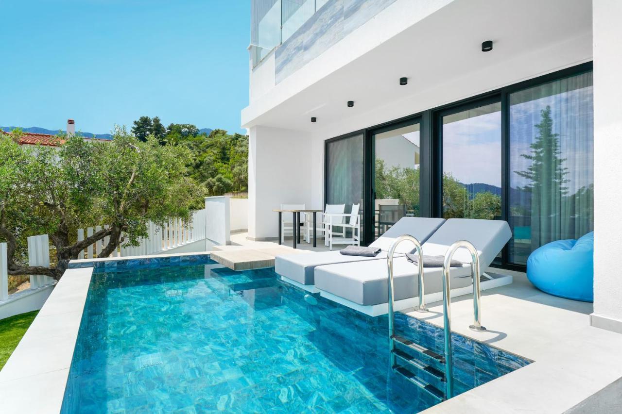 Mythodea Prive Luxury Suites Chrisi Ammoudia Esterno foto