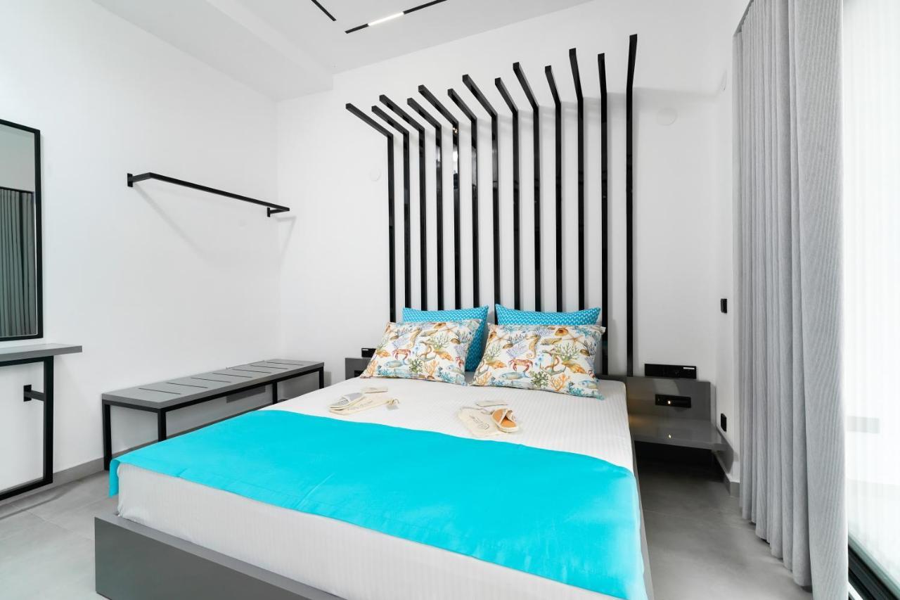 Mythodea Prive Luxury Suites Chrisi Ammoudia Esterno foto