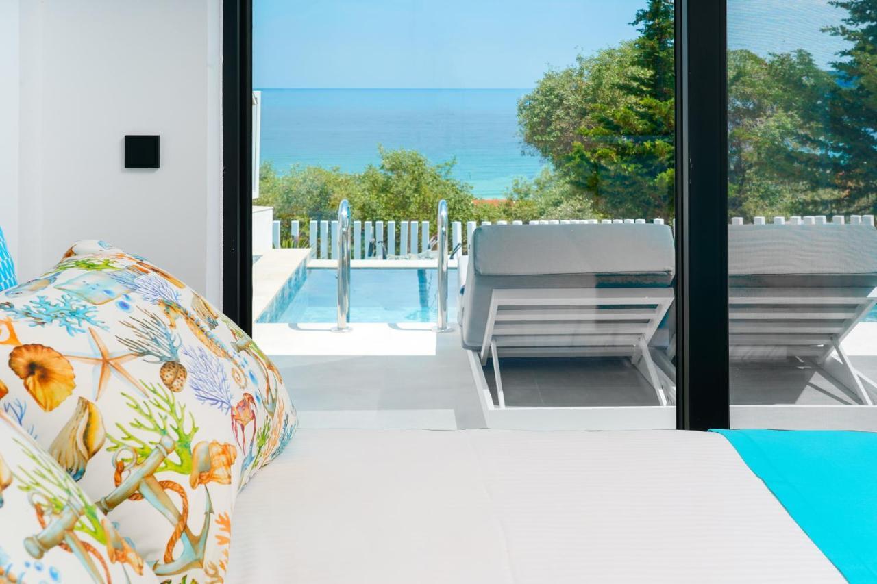 Mythodea Prive Luxury Suites Chrisi Ammoudia Esterno foto