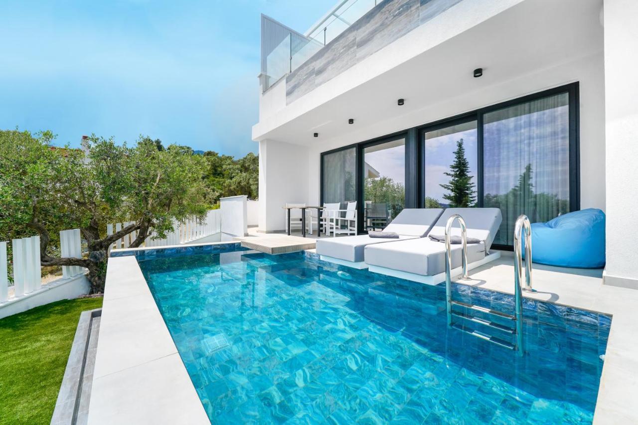 Mythodea Prive Luxury Suites Chrisi Ammoudia Esterno foto