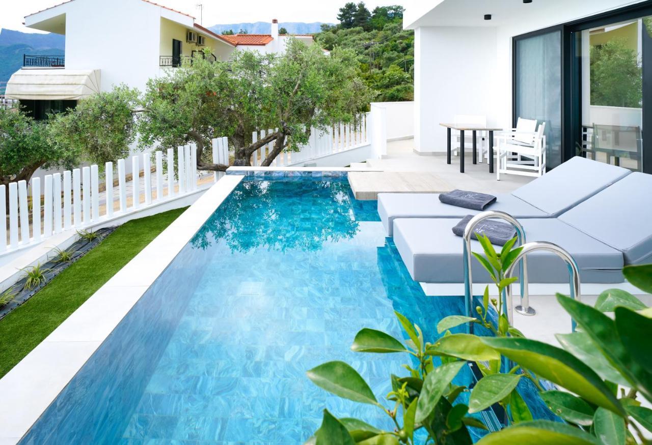 Mythodea Prive Luxury Suites Chrisi Ammoudia Esterno foto